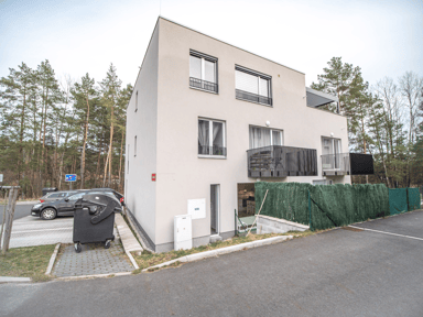 Byt s předzahrádkou Plzeň